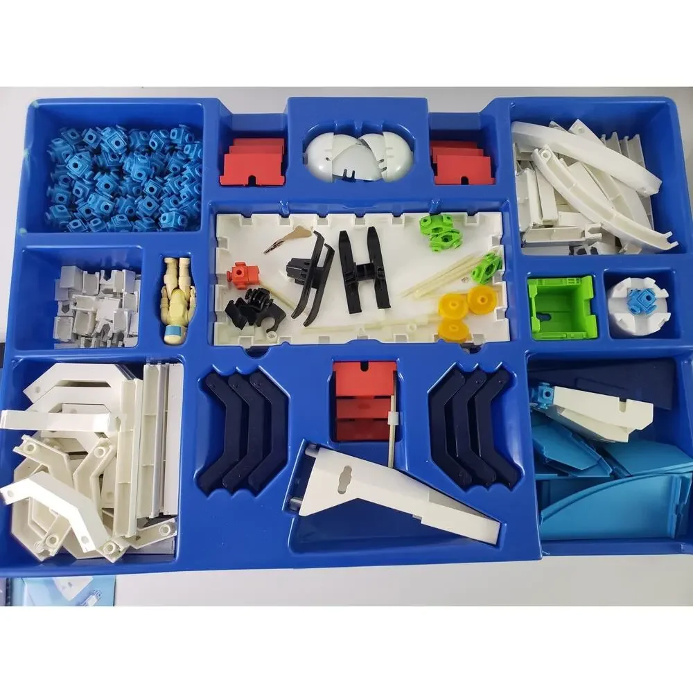 1986 Construx Fisher Price Building 6460 Lunar Command Station Space Serie